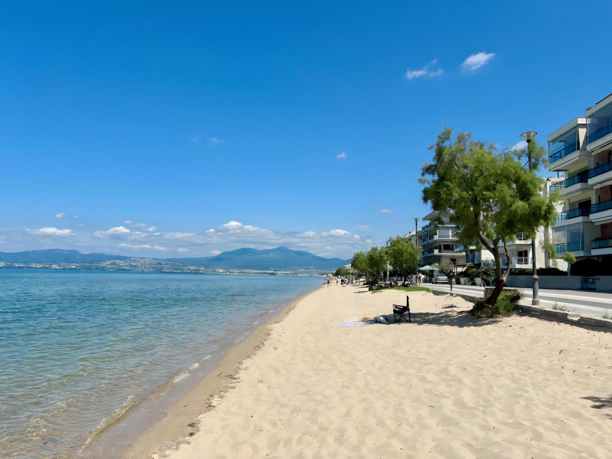 Nouri Schoene Wohnung In Direkter Strandnaehe, Schnelles Internet, Freies Parken, Nahe Flughafen Peraía 外观 照片